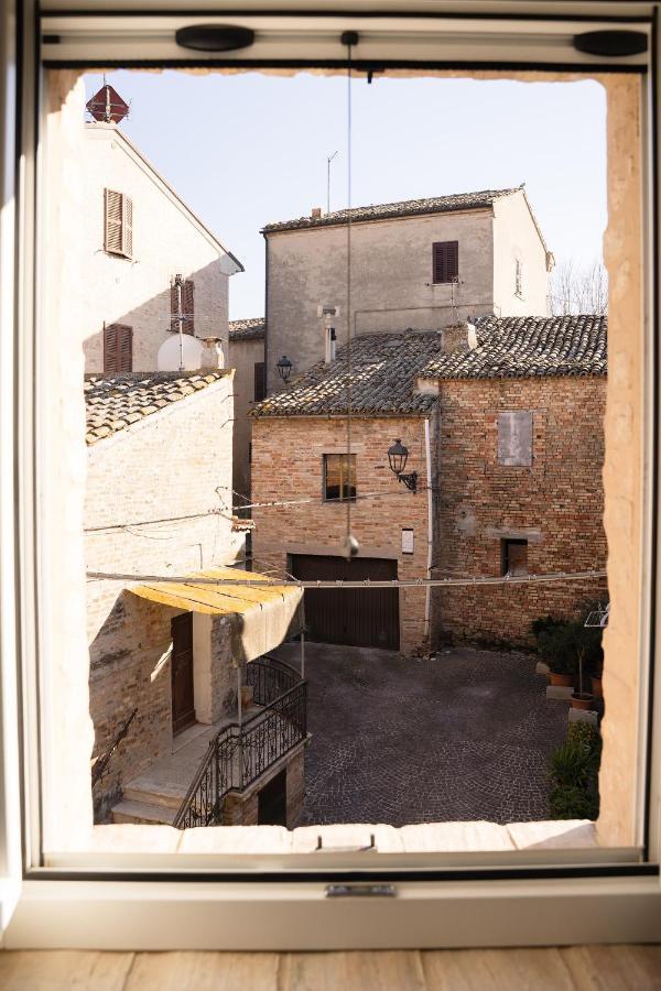 La Trave Bed & Breakfast Montecosaro  Eksteriør bilde