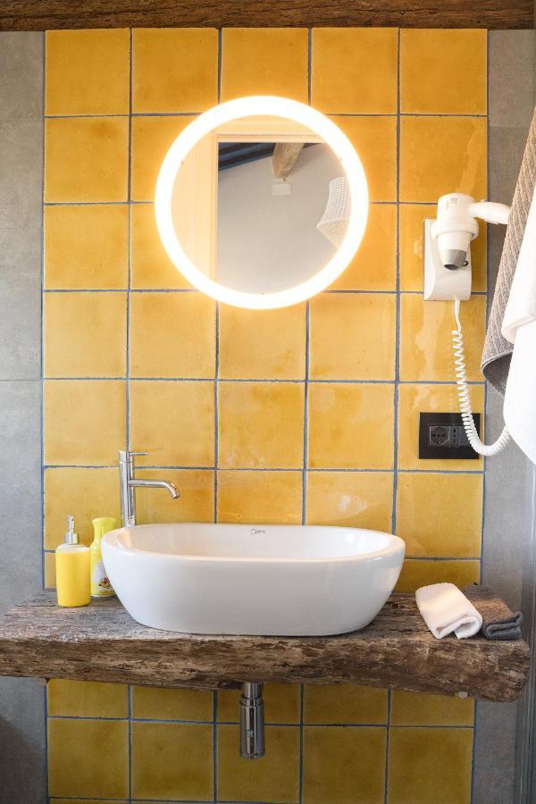La Trave Bed & Breakfast Montecosaro  Eksteriør bilde