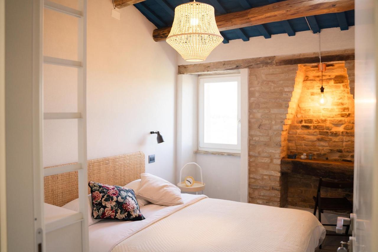 La Trave Bed & Breakfast Montecosaro  Eksteriør bilde